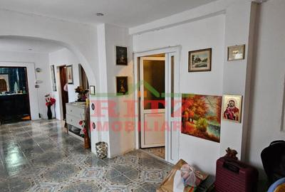 CASA DE VANZARE P 1 E - 23