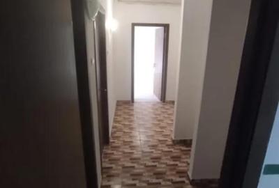 Apartament cu 2 camere decomandat în Central - 1