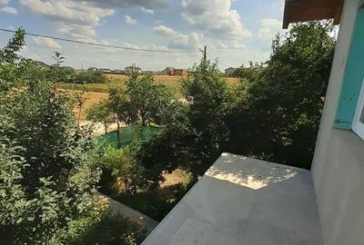 Casă cu 5 camere cu Teren 417 Mp în Berceni - 2