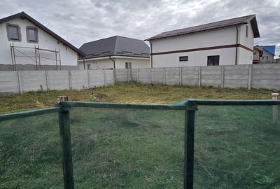 Teren de 300 mp, în Central - 3