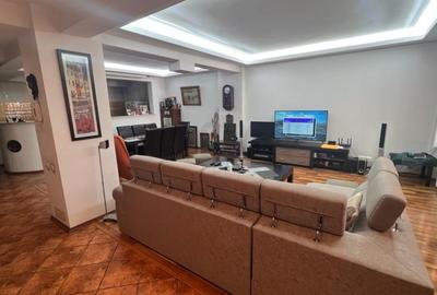 REV2003115 VILA PIATA VICTORIEI - 1