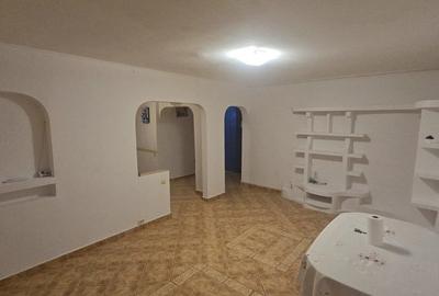 Apartament cu 3 camere decomandat în Dacia - 3