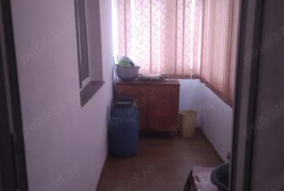 Apartament cu 3 camere decomandat în Central - 4