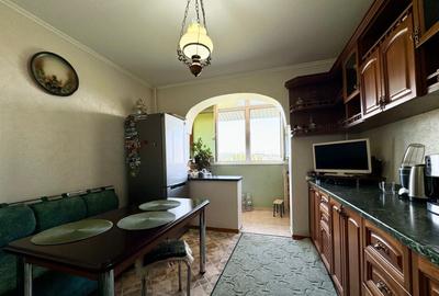 Apartament cu 3 camere spre inchiriere zona Iris - 1