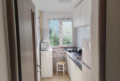 Apartament cu 3 camere semidecomandat, mobilat în Dacia - 10