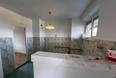 Resita, 2 Cam., Decom.Mobilat, Utilat - 12