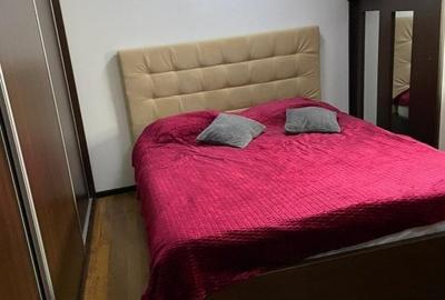 Casă individuală cu 8 camere cu Canalizare în Central - 10