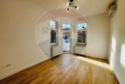 Duplex cu 10 camere cu Canalizare în Dorobanți - 7