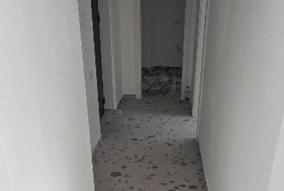 Garsoniera decomandat - zona Tractorul - 6