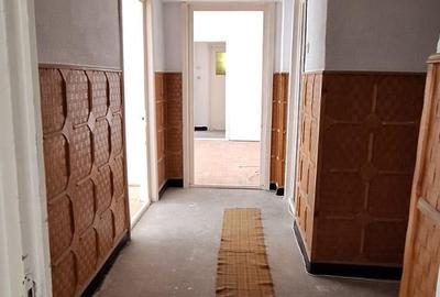 Apartament cu 3 camere semidecomandat în Central - 8