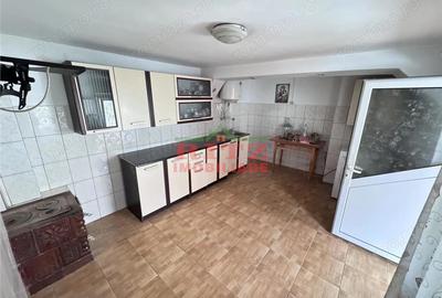 Nou! Casa Parter, S=145 mp, teren 708 mp, Piatra- Olt! - 2