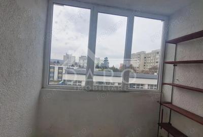 Vindem apartament cu 4 camere - 16