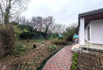 Casă individuală cu 5 camere cu Canalizare în Central - 2