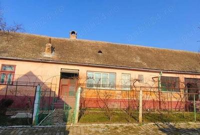 Vand sau schimb casa in Checea - 16