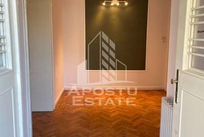 Casa individuala pe 2 nivele in zona Balcescu - 2