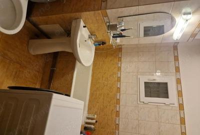 Apartament cu 2 camere decomandat în Rovine - 2