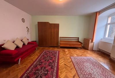 Apartament cu 2 Camere 2 Bai -Centrul Istoric-Piata Brassai - 3
