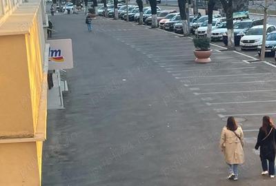 Apartament cu 4 camere decomandat în Alexandru Obregia - 8