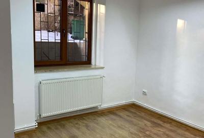 Casă cu 2 camere cu Teren 8 Mp în Central - 3