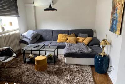 Apartament cu 3 camere în Cetate
