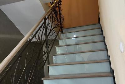 Casă cu 3 camere cu Teren 600 Mp în Central - 6