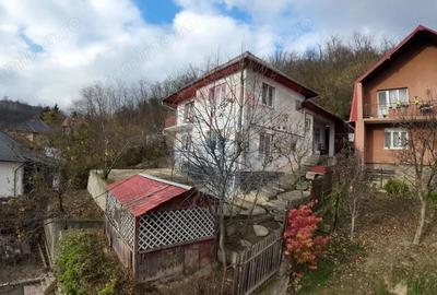 Casă cu 5 camere cu Teren 250 Mp în Exterior Sud - 15