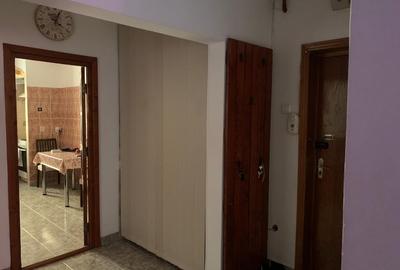 Apartament 3 cam, vedere la Bd Tomis-Dacia, etaj 3, centrala termica, luminos - 6