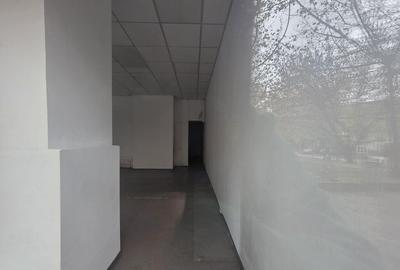 Spațiu comercial, de 57 mp, în Vitan