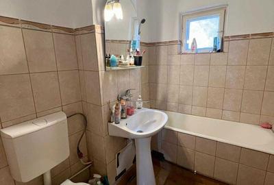 Apartament cu 2 camere decomandat în Rovine - 7