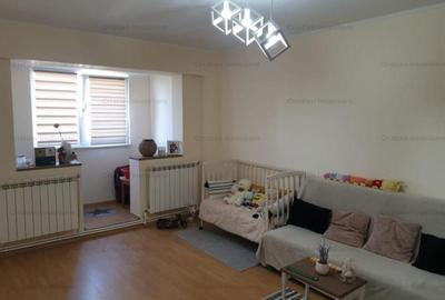 Apartament cu 4 camere decomandat în Viziru 3 - 1