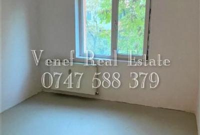 Apartament cu 3 camere decomandat în Teiul Doamnei - 4