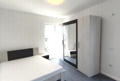 Apartament cu 3 camere semidecomandat în Vitan - 1