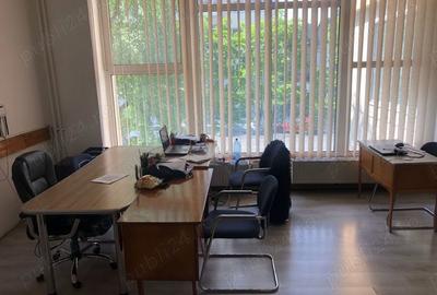 Spațiu comercial, de 25 mp, în Central - 5