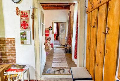 Casă cu 2 camere cu Teren 2989 Mp în Zagon - 2