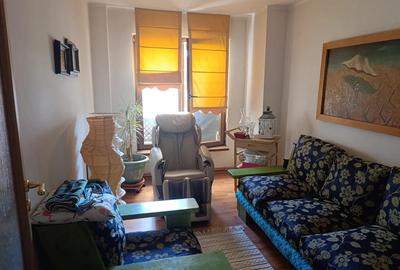 Apartament cu 5 camere în Central - 12