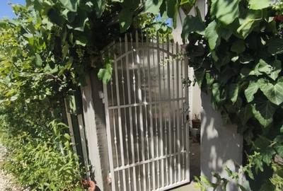 Vanzare Casa cocheta din bca in Navodari cu toate dotarile - 12