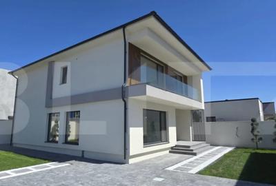 Casă cu 4 camere cu Teren 373 Mp în Central