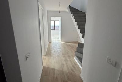 Casă individuală cu 3 camere cu Canalizare în Est - 6