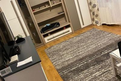 Apartament cu 2 camere decomandat în Central - 1