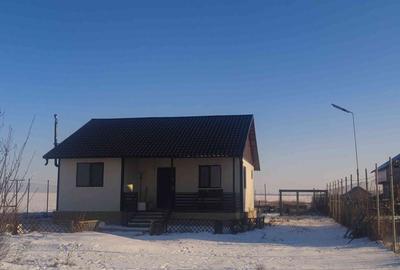 Casă cu 2 camere cu Teren 3000 Mp în Postăvari - 5