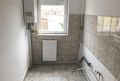 Apartament de inchiriat 2 camere, zona centrala - 4