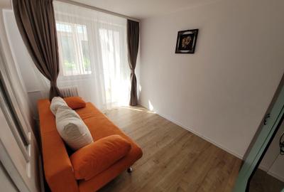 Apartament cu 3 camere semidecomandat în Central - 7