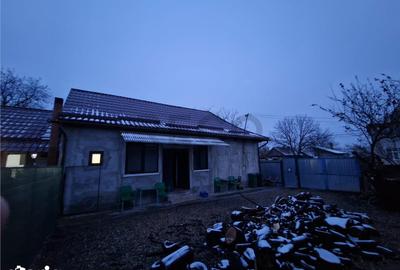 Casă cu 3 camere cu Teren 750 Mp în Gepiu - 3