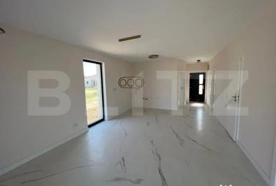 Casă cu 4 camere cu Teren 300 Mp în Central - 7