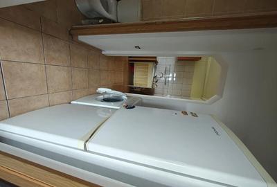 Apartament cu 2 camere decomandat în Micro 4 - 6