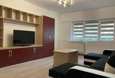 Apartament cu 3 camere semidecomandat în Drumul Sării - 1