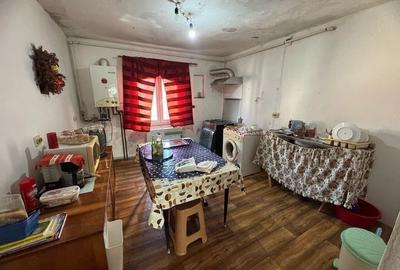 Apartament cu 4 camere decomandat în Central - 5
