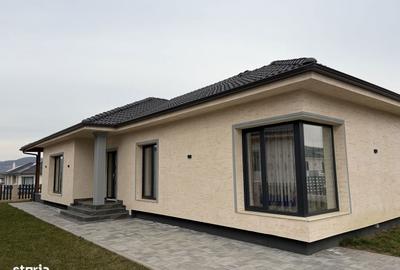 Casă cu 3 camere cu Teren 498 Mp în Unirea - 18