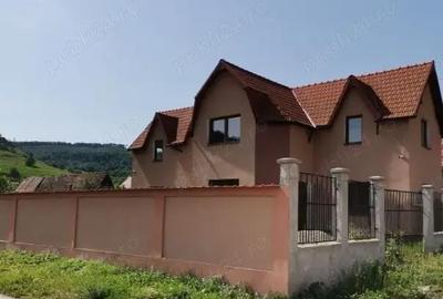Casă cu 4 camere în Valchid - 11