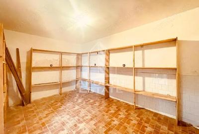 Spațiu comercial, de 50 mp, în Central - 6